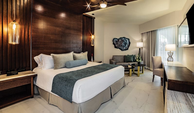 Junior Suite Pool View